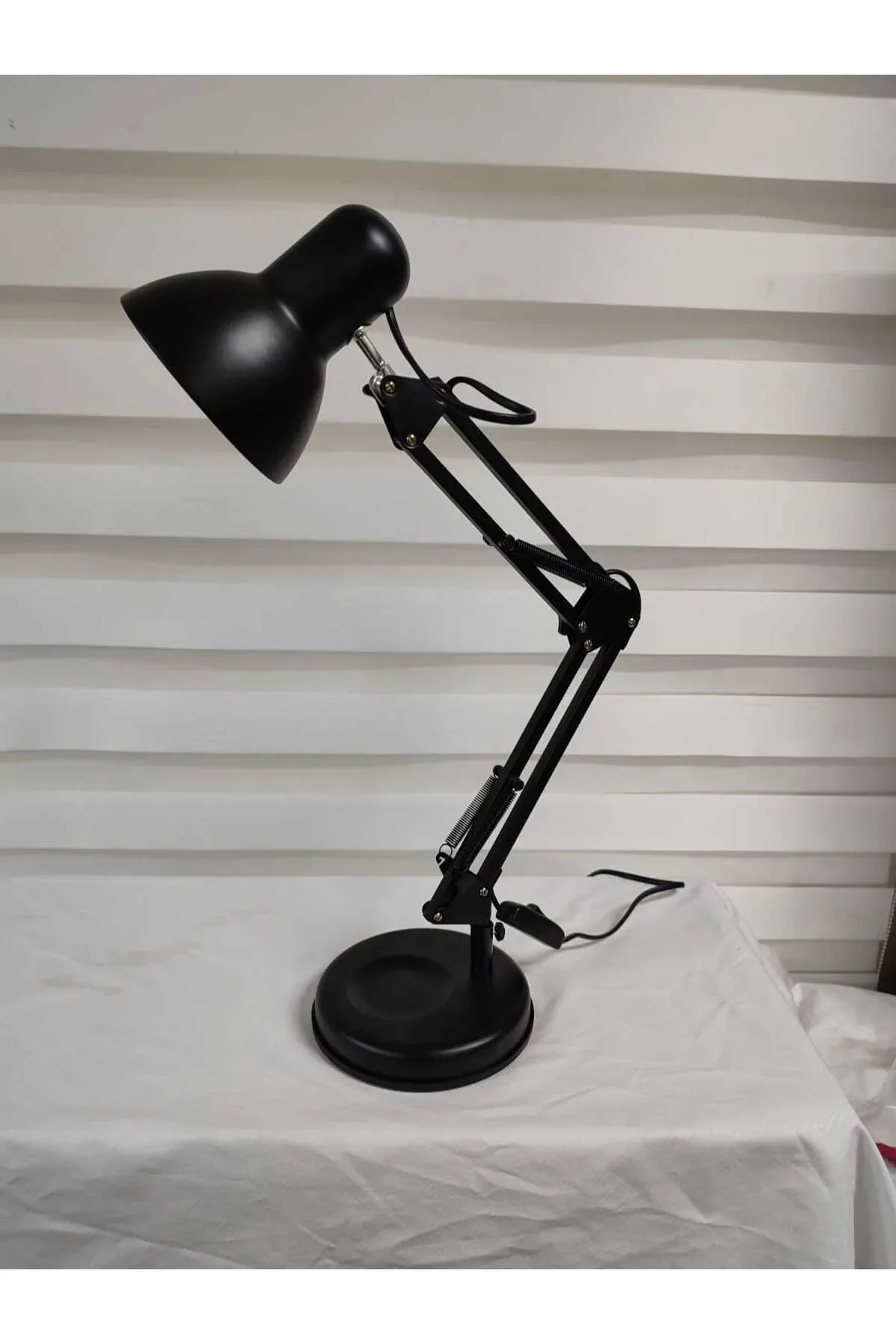Klasik Masa Lambası Oynarbaşlık 50cm.