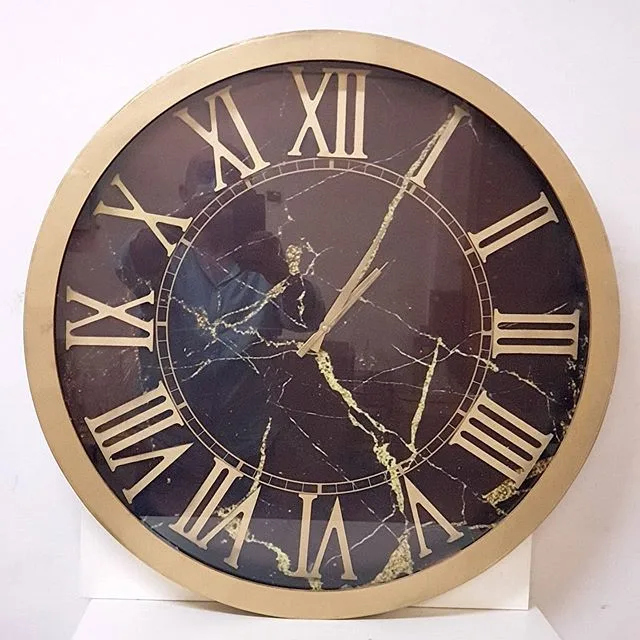 Camlı Ahşap Saat 60 cm